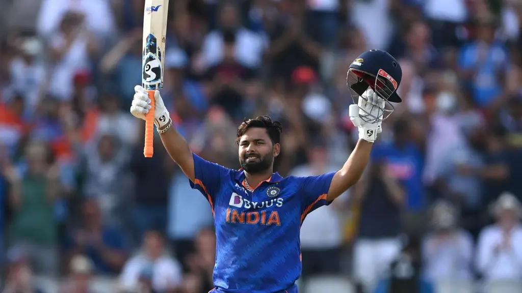 Live IPL Auction 2025: Rishabh Pant Becomes Most Expensive Player with INR 27 Crore Bid by LSG